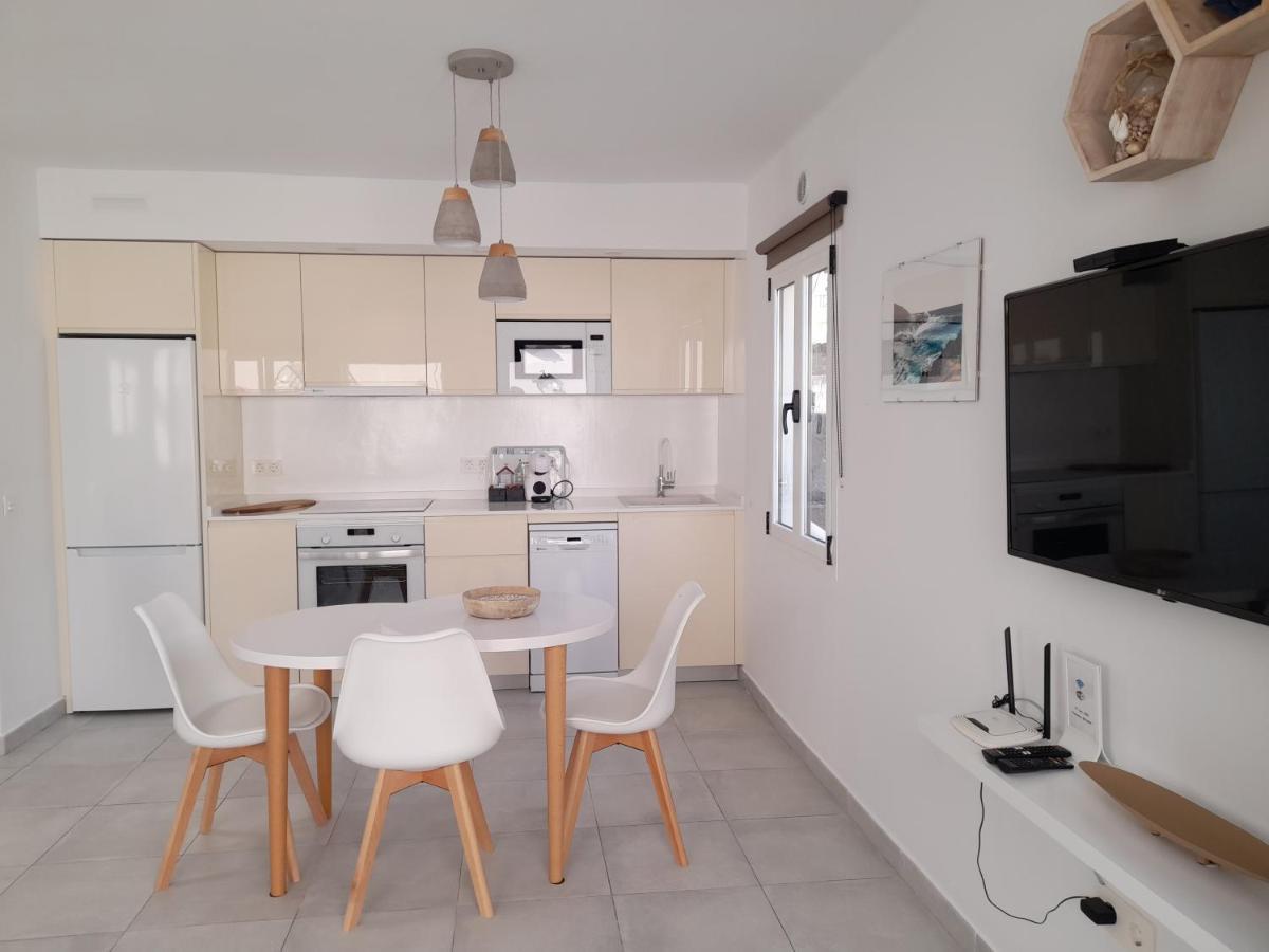 Bungalow Paseo Del Mar- Playa Roca Residence Sea Front Access - Free Ac - Wifi Коста Тегисе Екстериор снимка